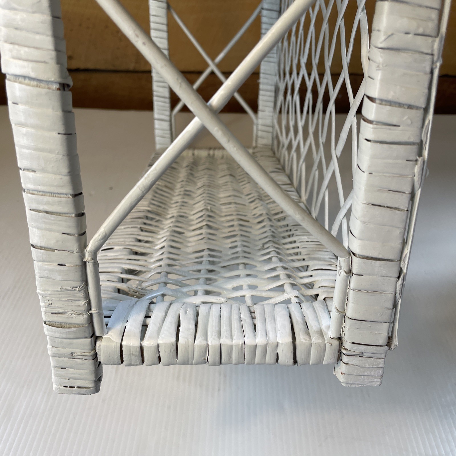 Vtg White Wicker Wall or Free Standing Shelf Boho, Shabby Chic, Cottage, Beach