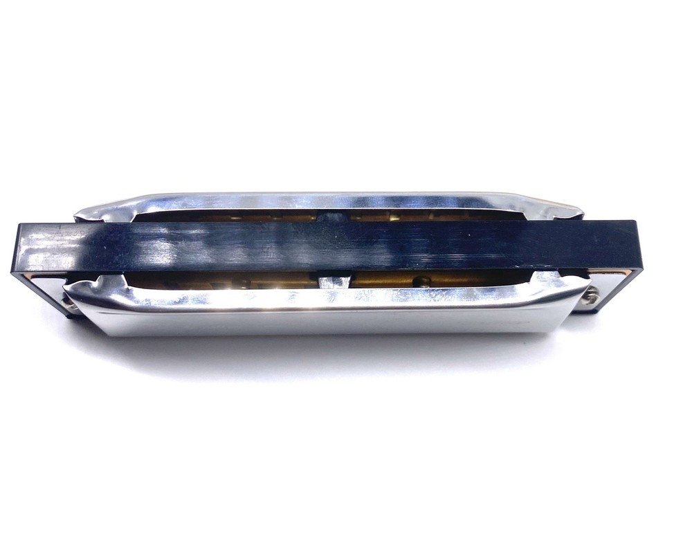 Learn Harmonica Booklet & Blues Harmonica Set in Wooden Box Hinkler (E)