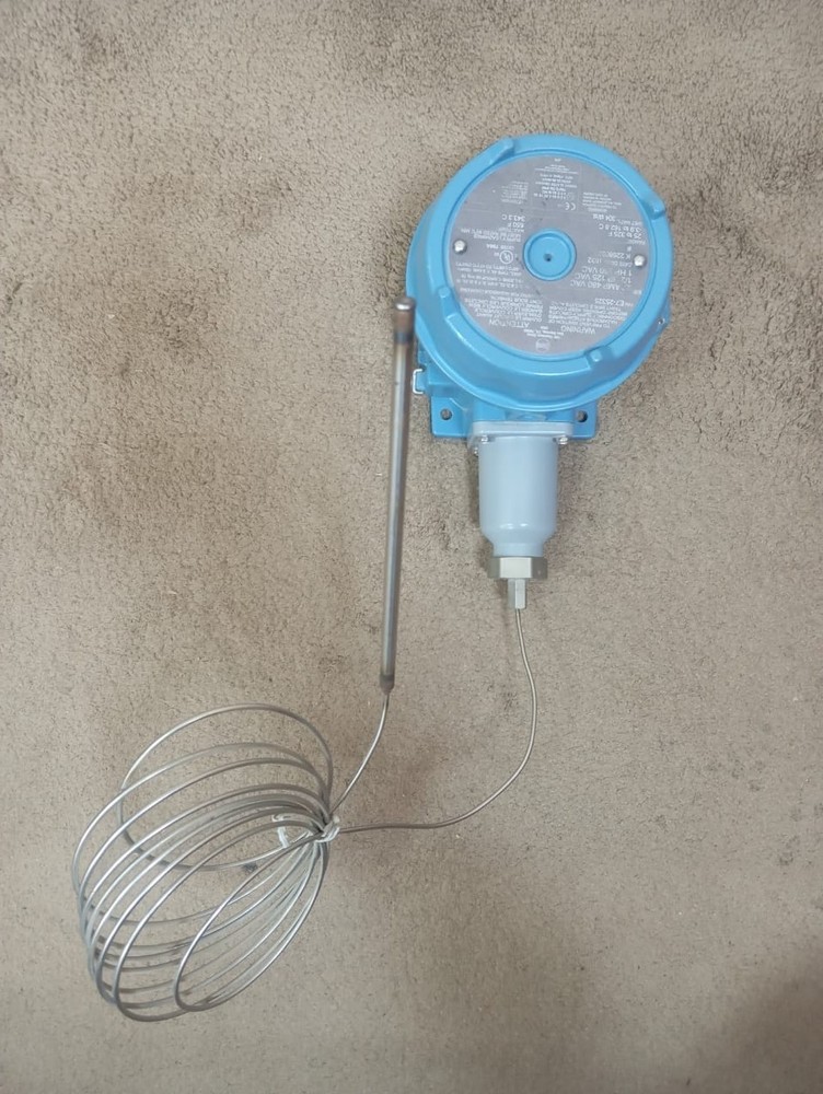 Thermon / Adjustable Control Thermostat / E7-25325