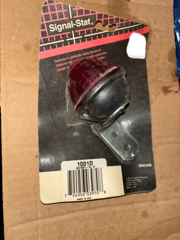 SIGNAL-STAT ~ 1001D RED Beehive Clearance Light