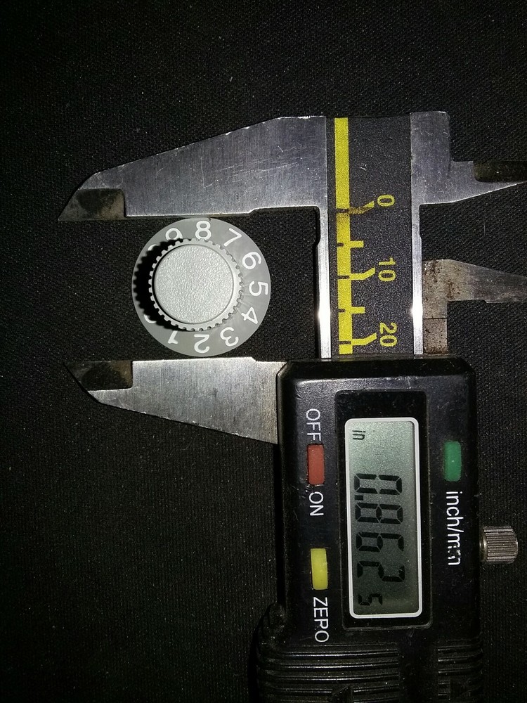 Vintage electronics control knob 1/4 "shaft Plastic Body