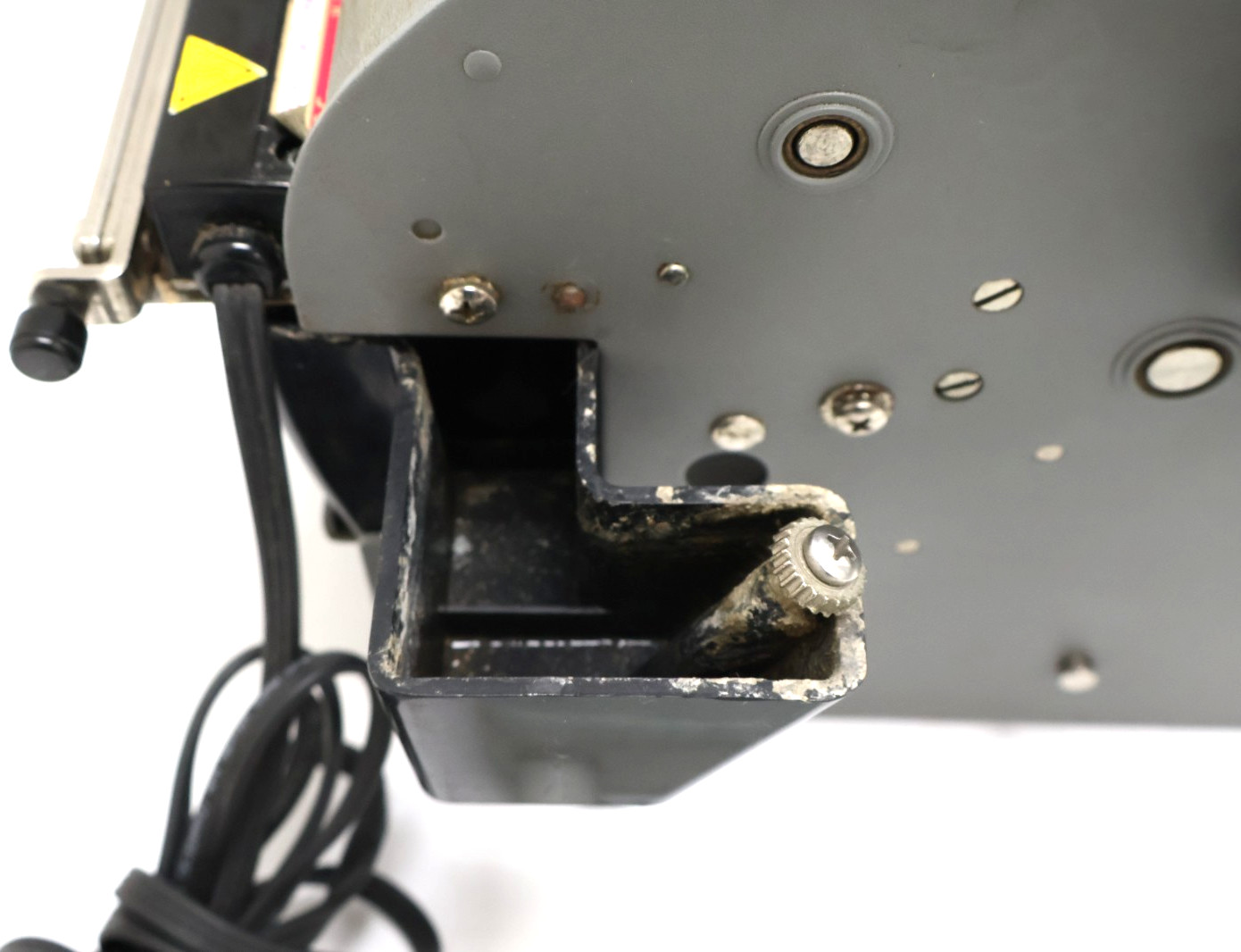 Better Pack 333Plus Manual Kraft Gummed Tape Dispenser Sealing