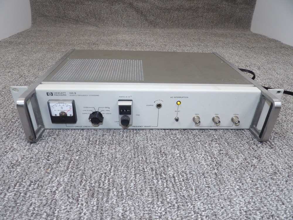 Hewlett Packard 105B Quartz Frequency Standard AC/DC Outputs