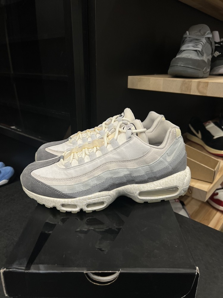 Nike Air Max 95 Light Bone GID Size 11, PREOWNED