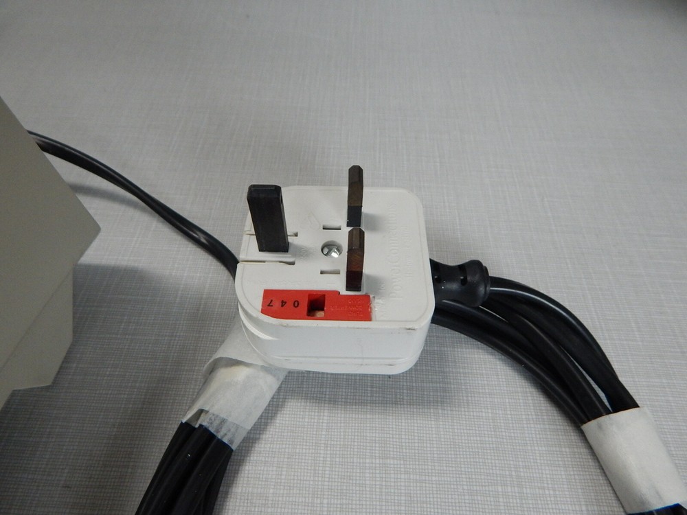 Schott KL 1500 LCD Fiber Optic Illuminator