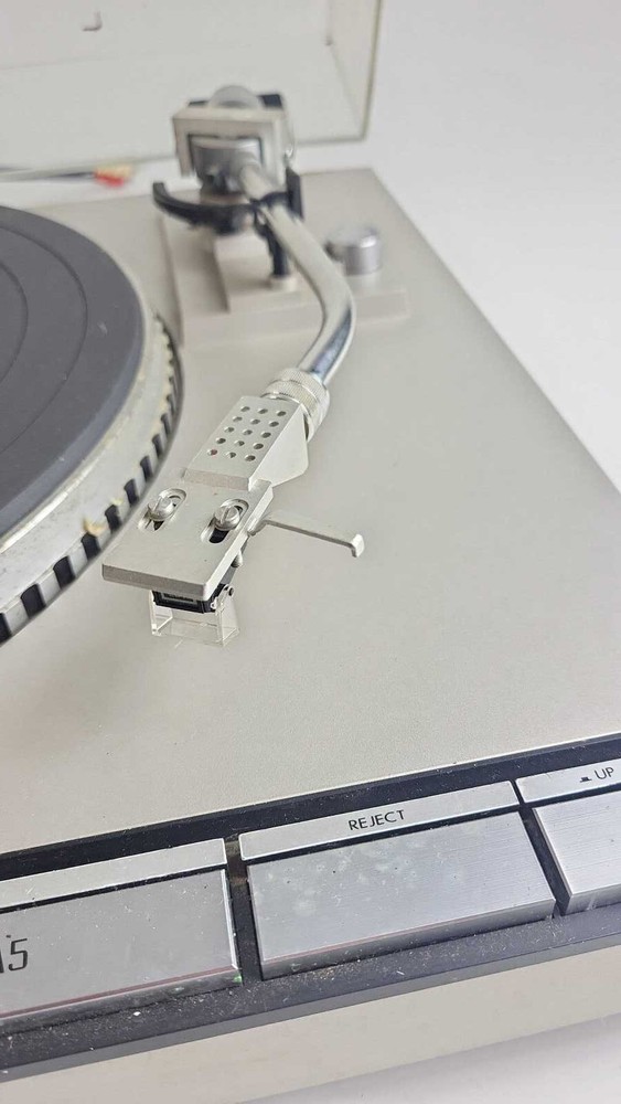 JVC Turntable QL-A5 Quartz Lock Direct Drive Auto-Return System