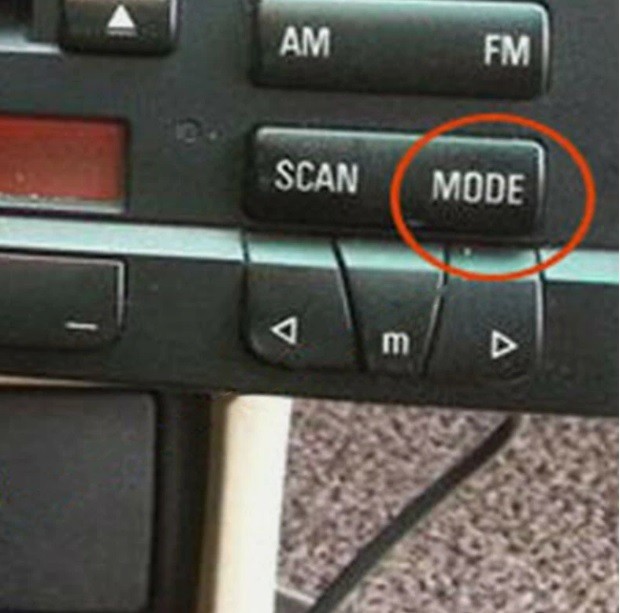 AUX in 3,5 mm jack adaptor cable for BMW E36 E38 E39 E46 Business CD