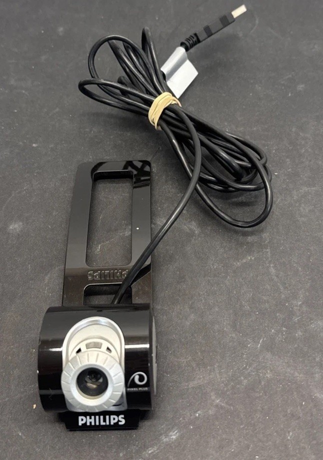 Philips SPC900NC USB Webcam PC Camera w/ Clip Stand