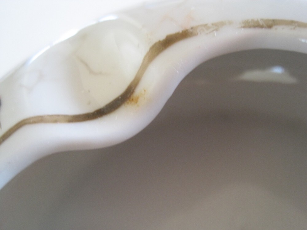 Oriental Macau Ashtray Dish 4" x 1.5"