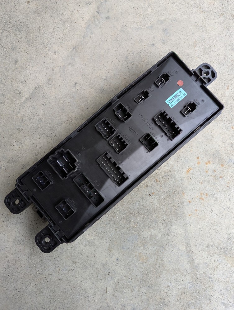 Fuse Relay Box for Kobelco Excavator