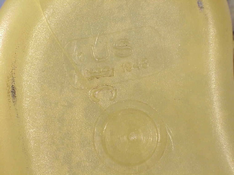 U.S. Army CANTEEN With Plastic Bottle - Marked 1942