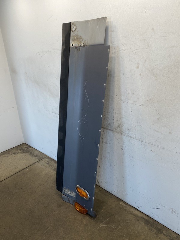 1998 Kenworth T800 Cab Extension (625-11643)
