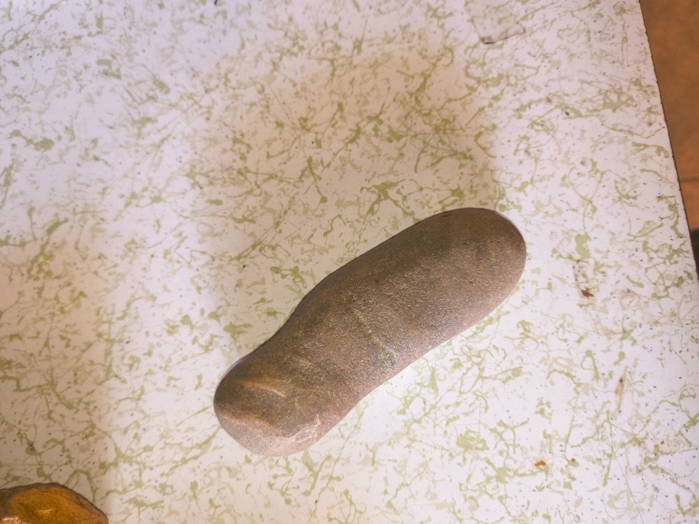 NATIVE AMERICAN ANCIENT MAN TOOL ART