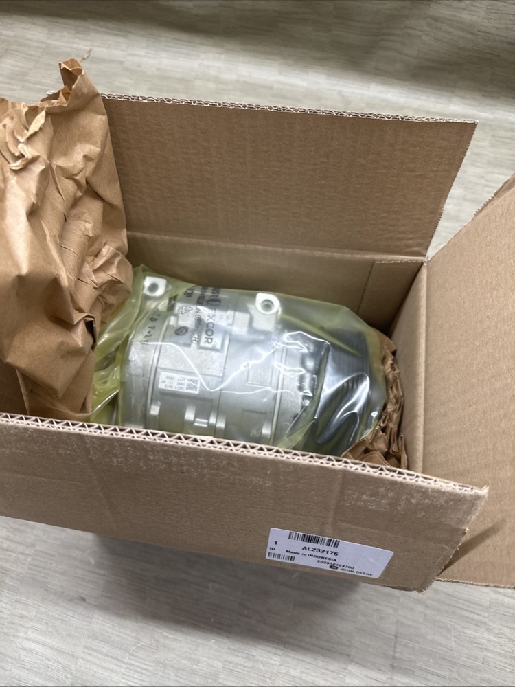 John Deere AL232176 Compressor, A/C - Air Conditioner