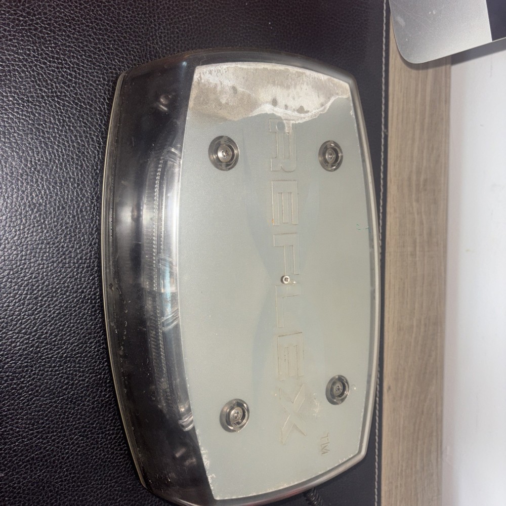 Ecco-550-Usic Emergency Light Reflexes