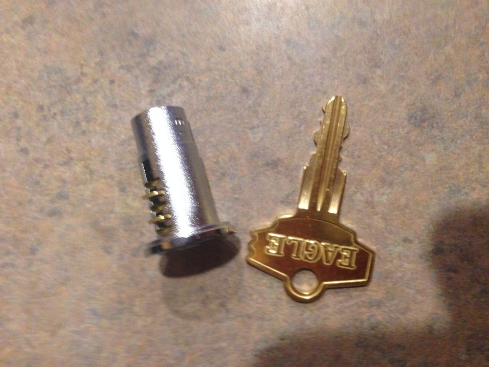 Eagle Gumball Candy Vending Machine Lock and Key Replacement Set