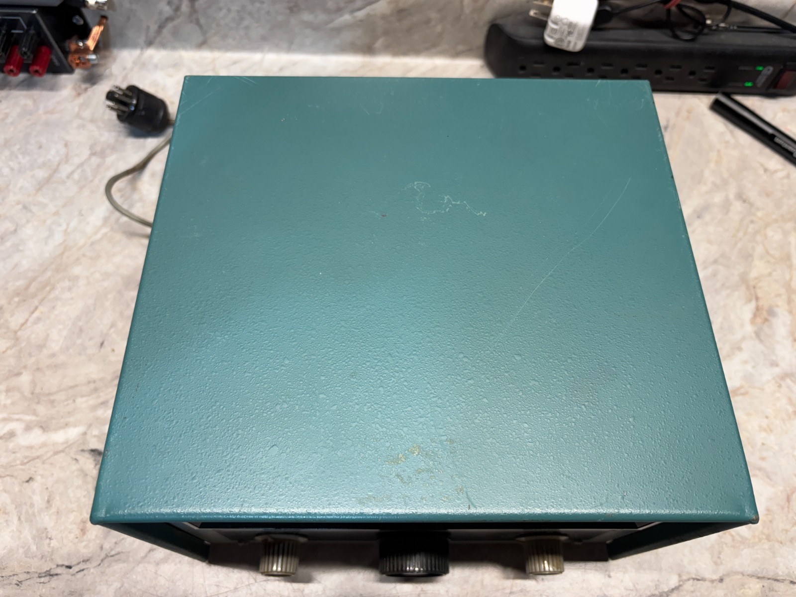 Heathkit VFO Model HG-10B Nice Condition. All dials move smoothly. Parts repair