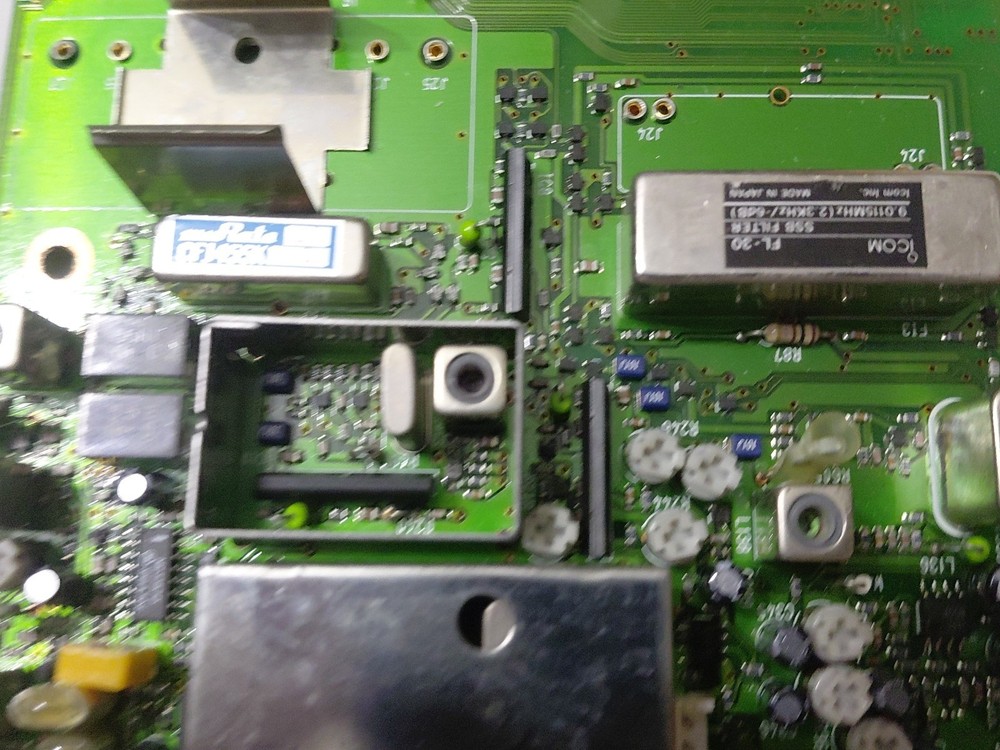 ICOM IC-736 Transceiver Main circuit board Untested