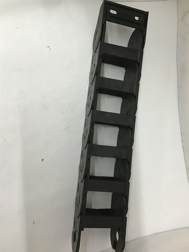 Igus E300.075.150 Chain Cable With Mounting Bracket 19 1/2" Long
