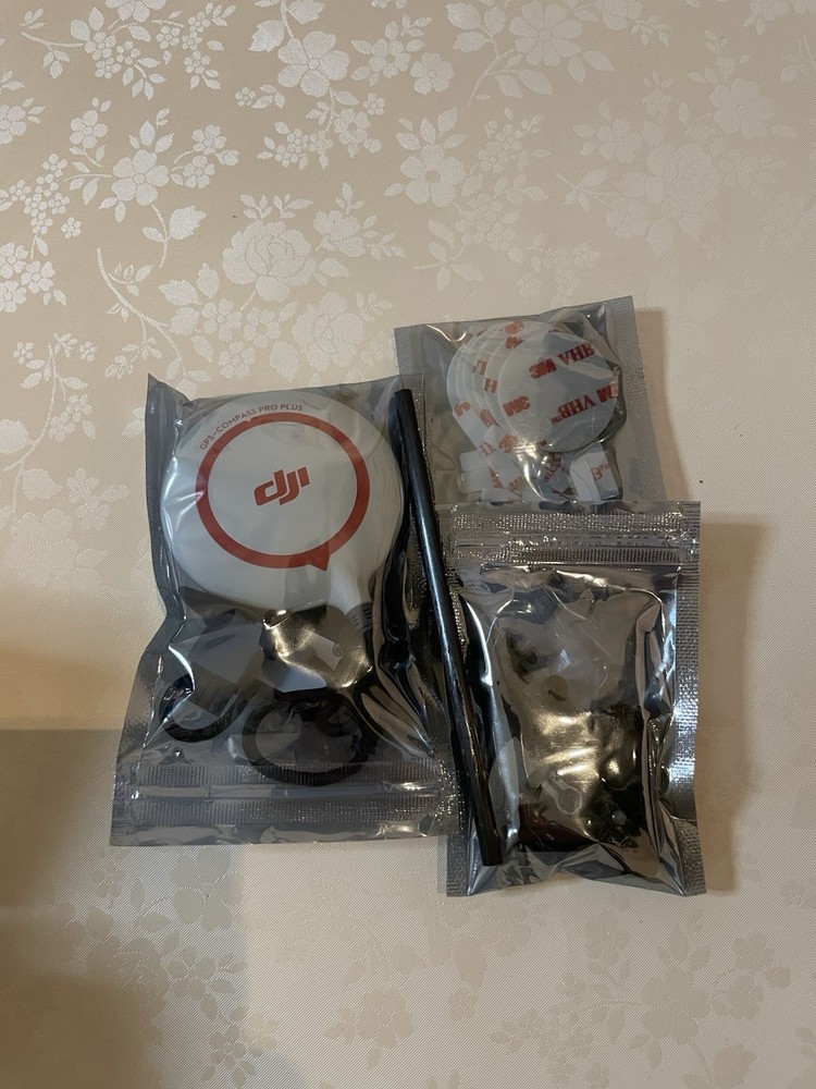 DJI GPS PRO PLUS with GPS Bracket