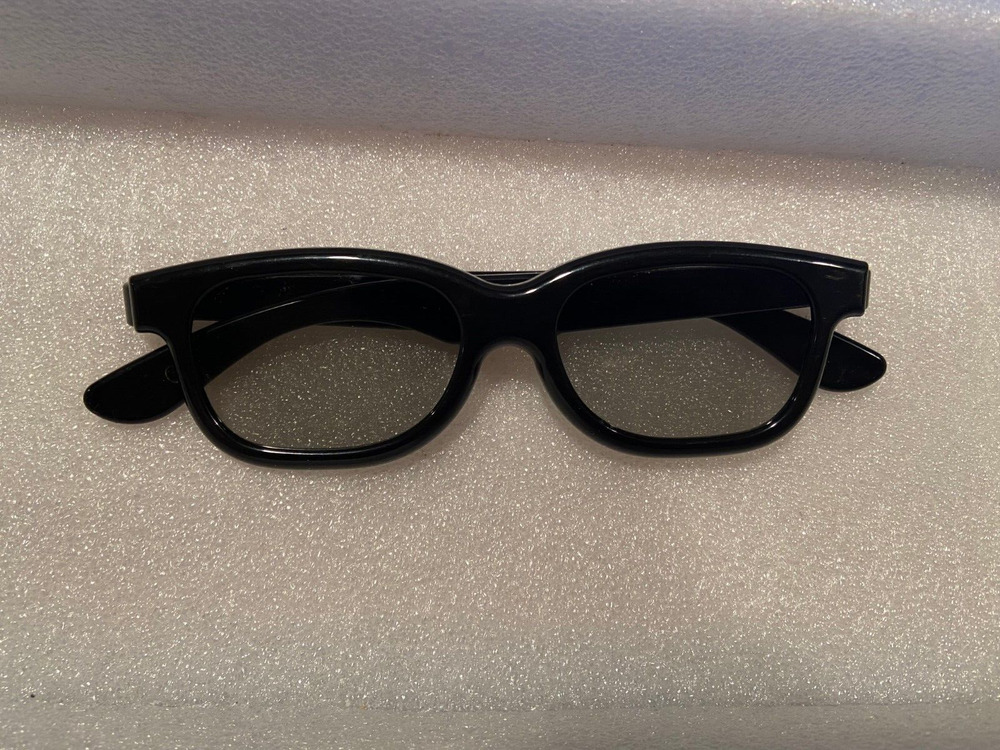 1 Pair Real D 3D Glasses *Pre-Owned/Nice Condition* BT1