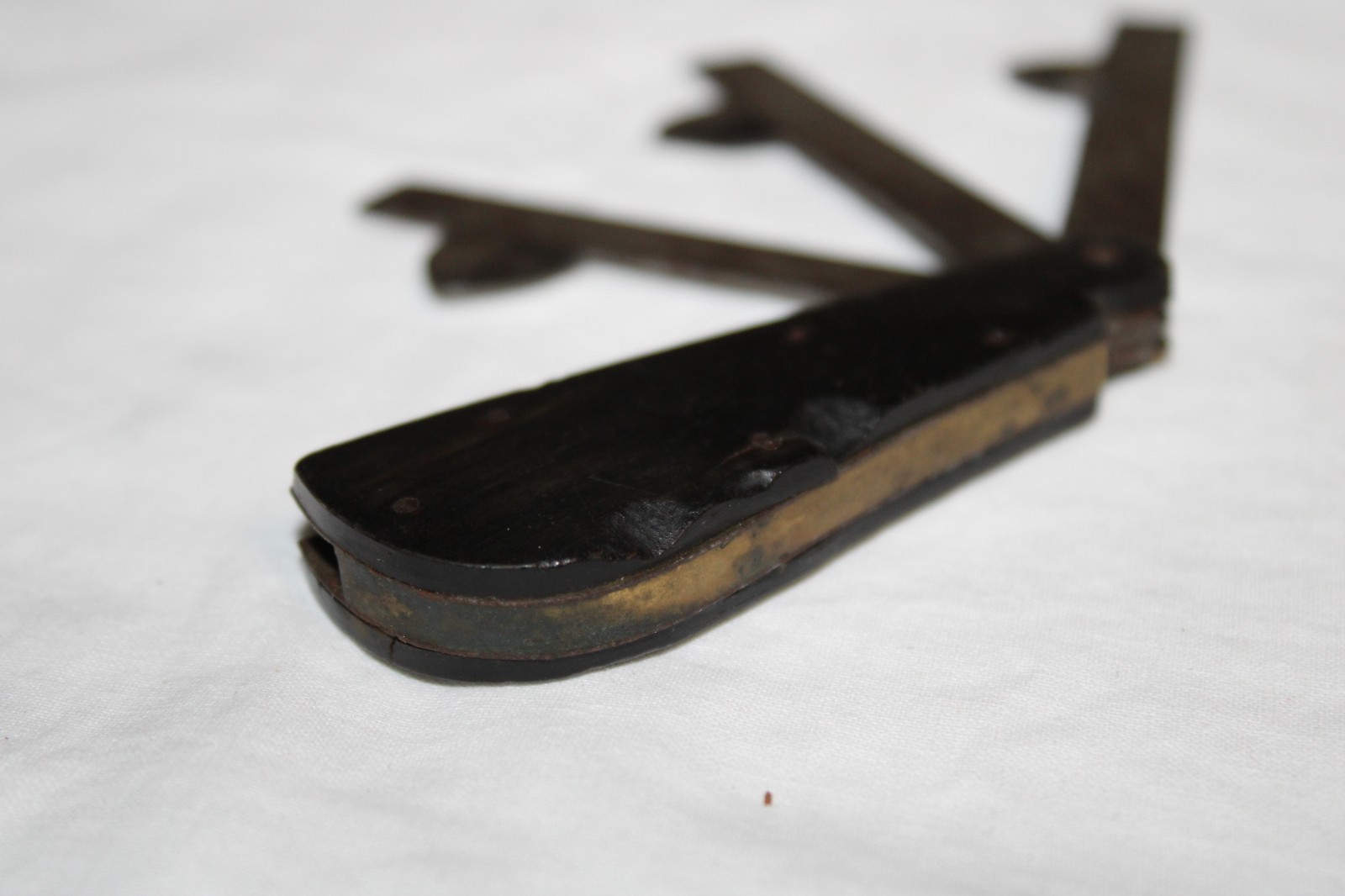 Antique 3 Blade Blood Letting Fleam Tool Marked G. Gregory