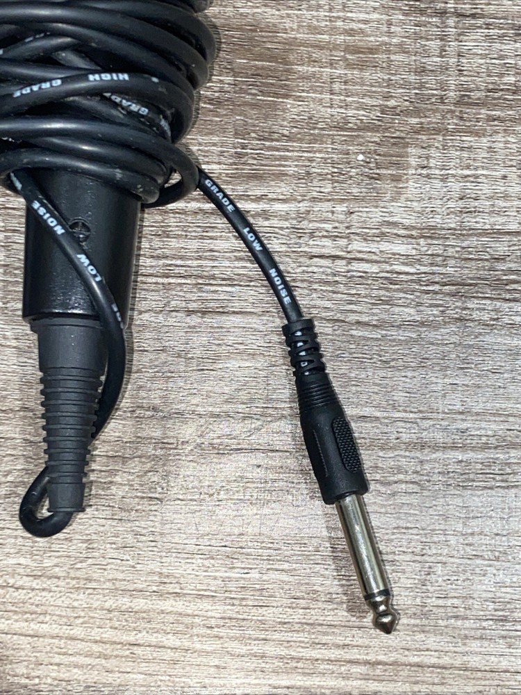 Dolphin MC-3 Wired Karaoke Microphone Unidirectional Dynamic Range 6.5ft Cord