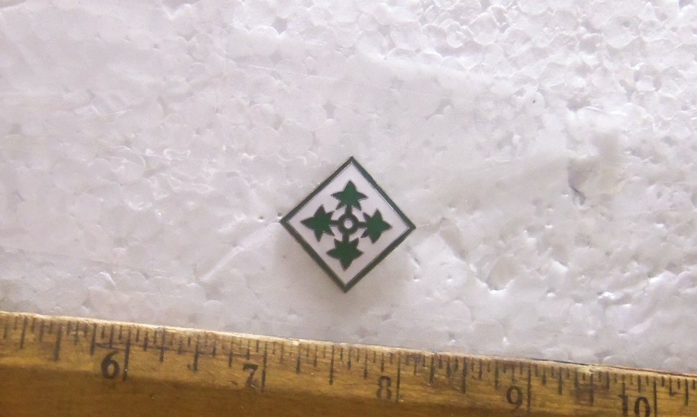US Army - 4th Infantry Division Pin
