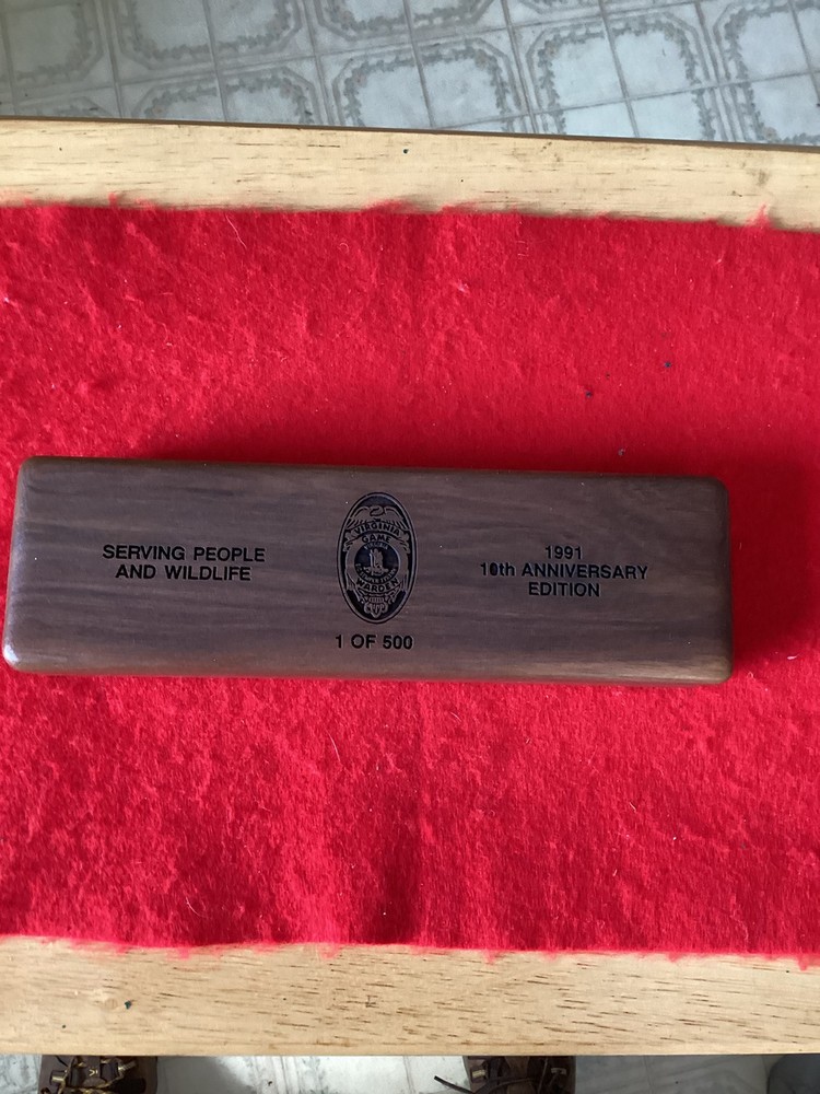 camillus Large Folder Va. Game Warden