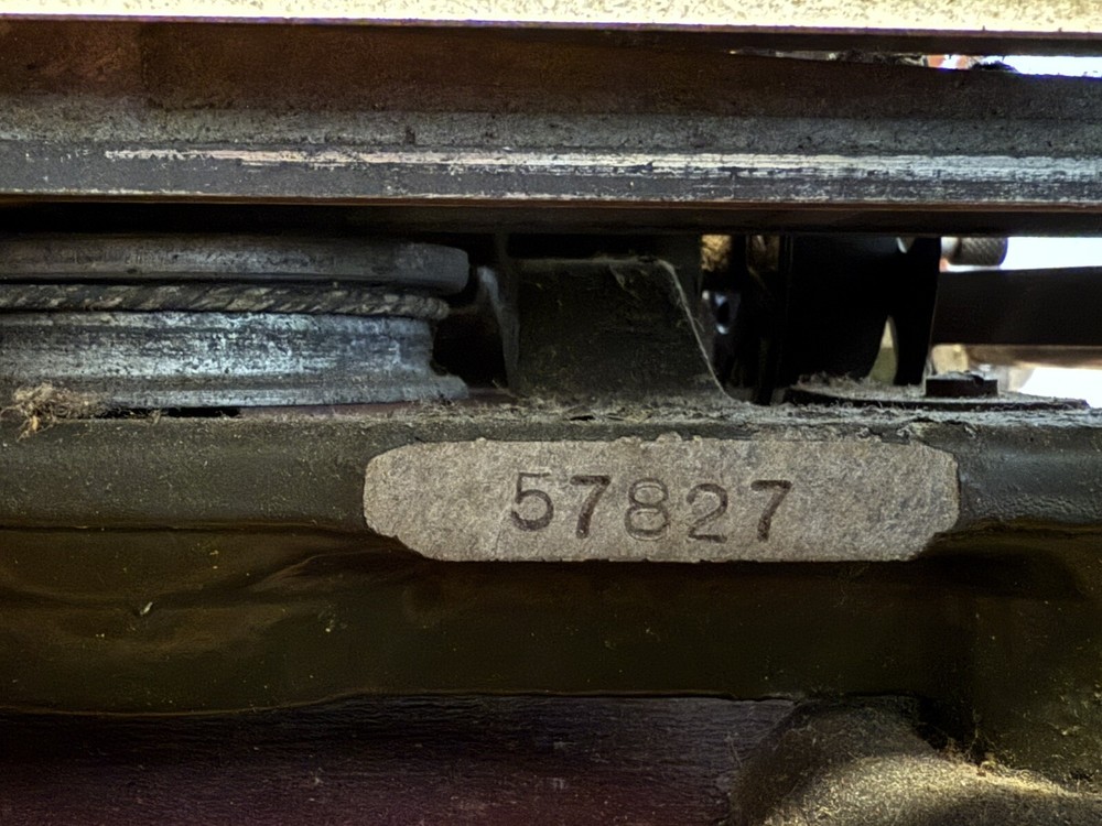 Rare ANTIQUE Imperial Model D Typewriter