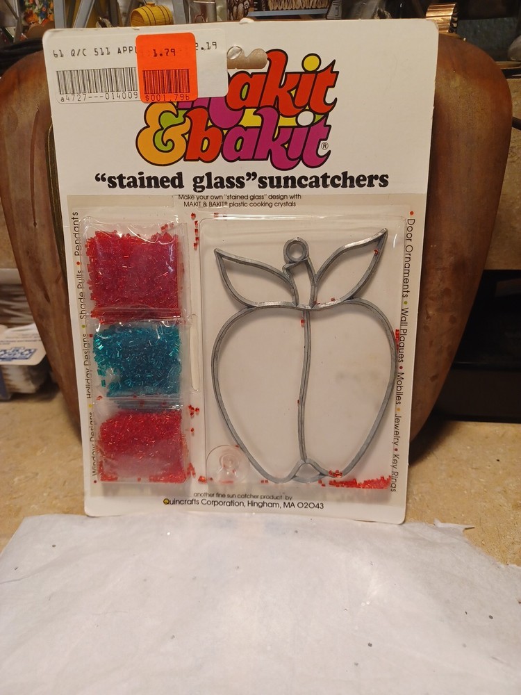 Vintage Makit Bakit Apple Suncatcher