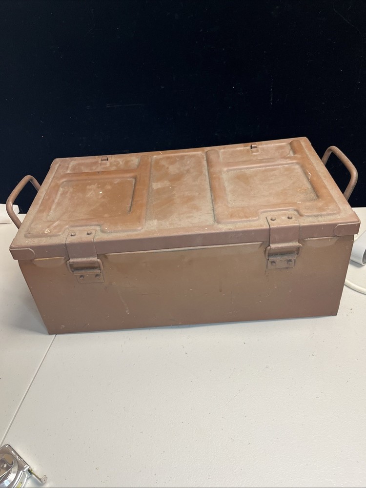 WW2 Empty Metal Trunk 19”X11”X7.5”