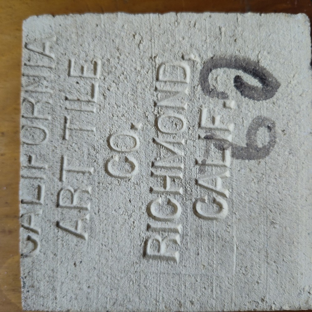 CALIFORNIA ART TILE