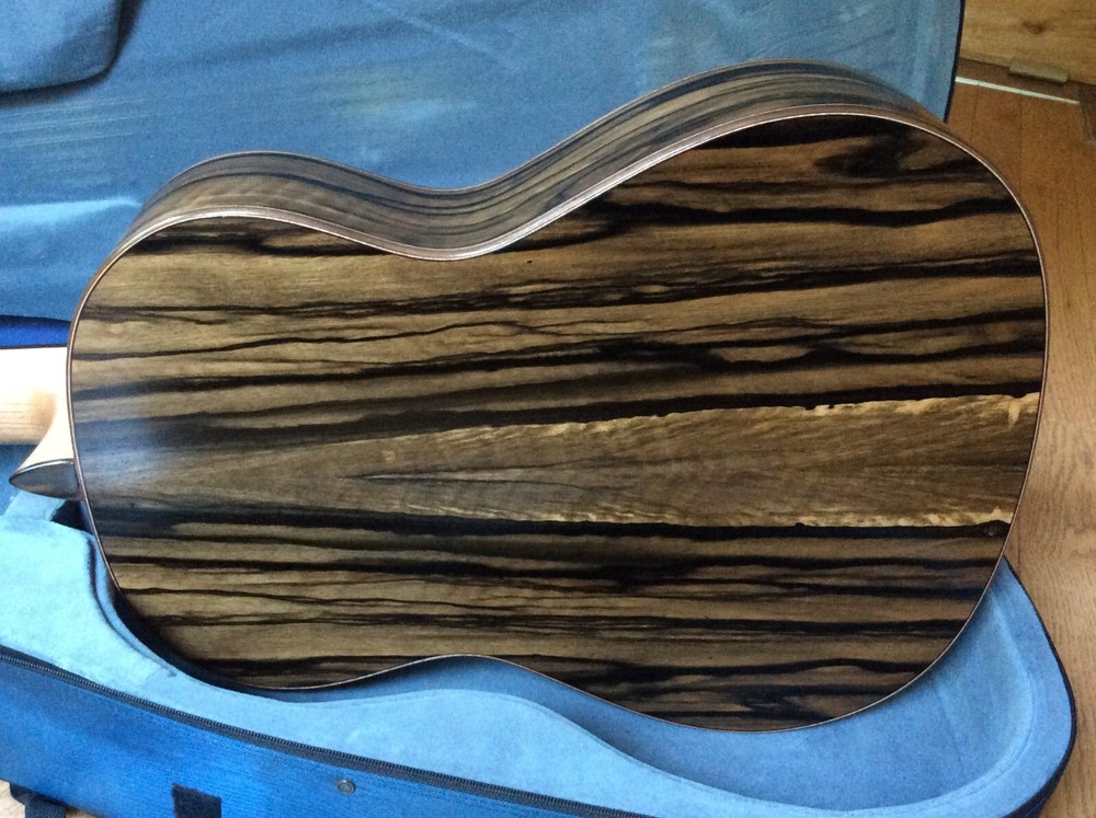 Hand-Crafted All Solid Wood Classical Guitar