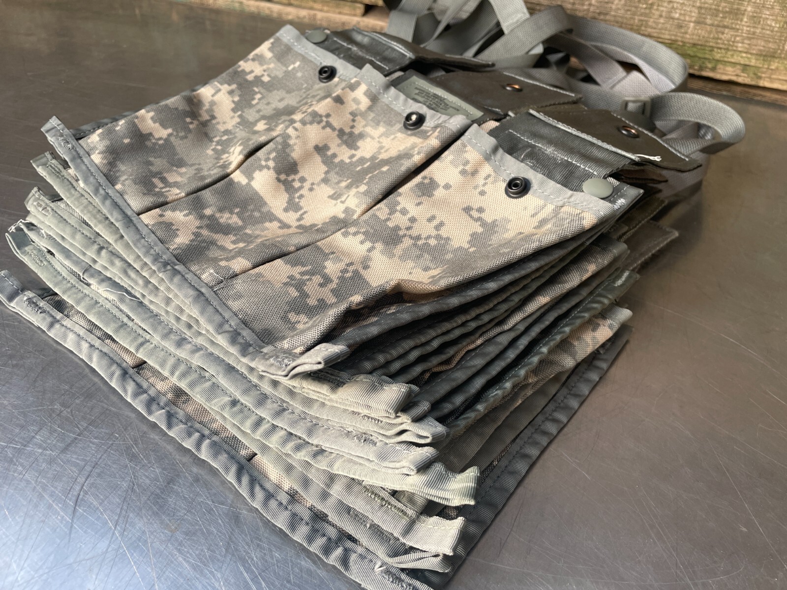 -LOT of 10- Military 6 Magazine Bandoleer MOLLE II Mag Ammunition Pouch w/ Strap