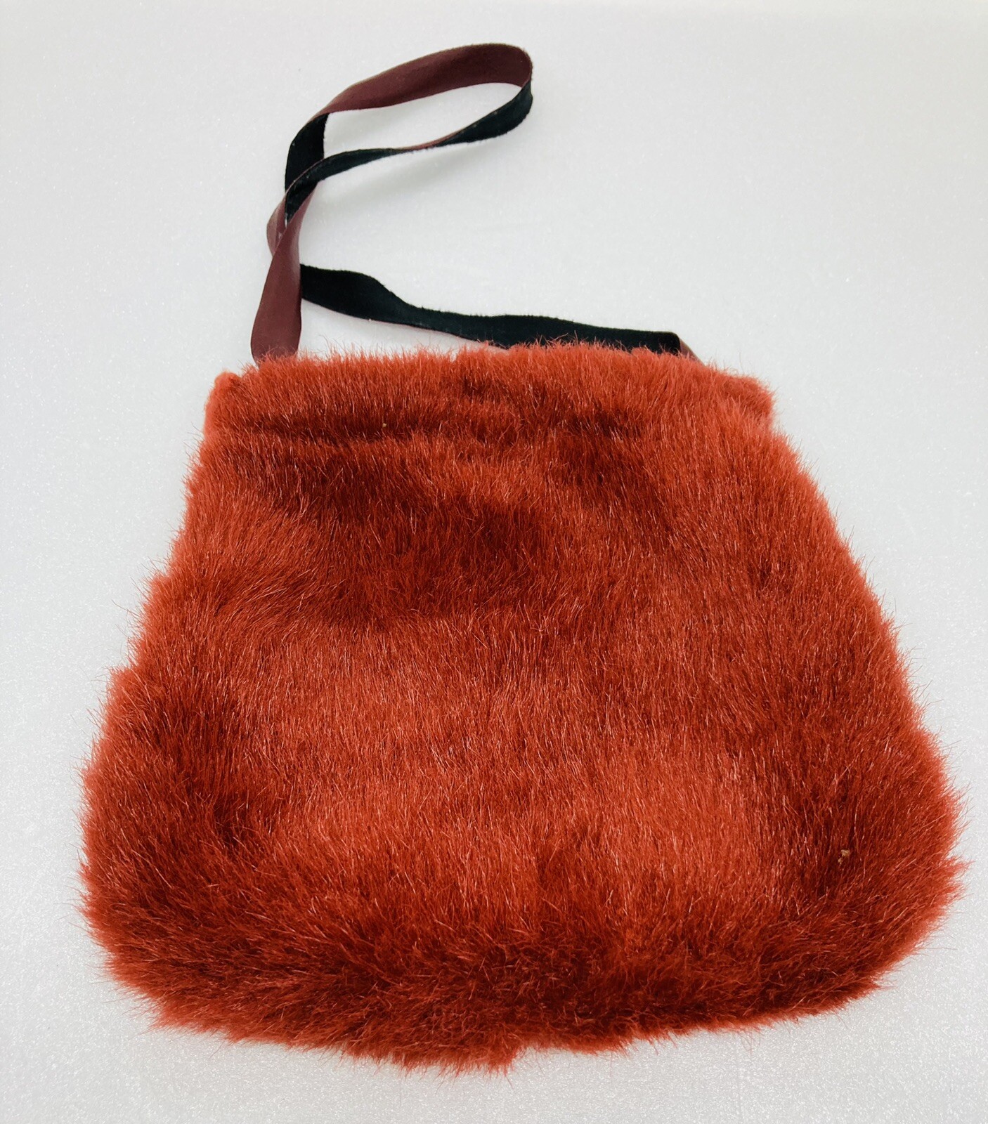 Vintage 1980s Retro Fluffy Furry Handheld Pouch Makeup Mirror Phone Keys Bag 22