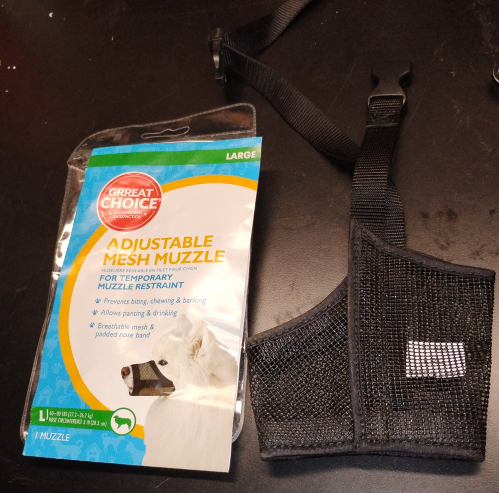 Grreat Choice Large Adjustable Mesh Muzzle for/ 60-80 Lbs  New