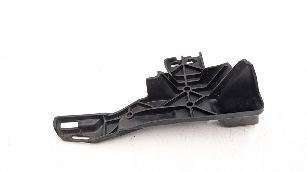 MERCEDES E CLASS C207 BUMPER MOUNT BRACKET FRONT LEFT SIDE A2078850716 2013