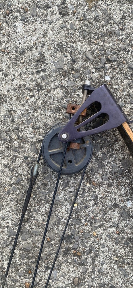 Vintage Proline Ben Pearson Large Compound Bow