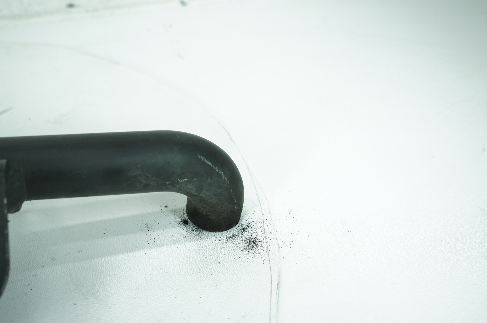 2005 Harley Sportster XL883 OEM Exhaust Muffler Interconnect Bracket Support Bar