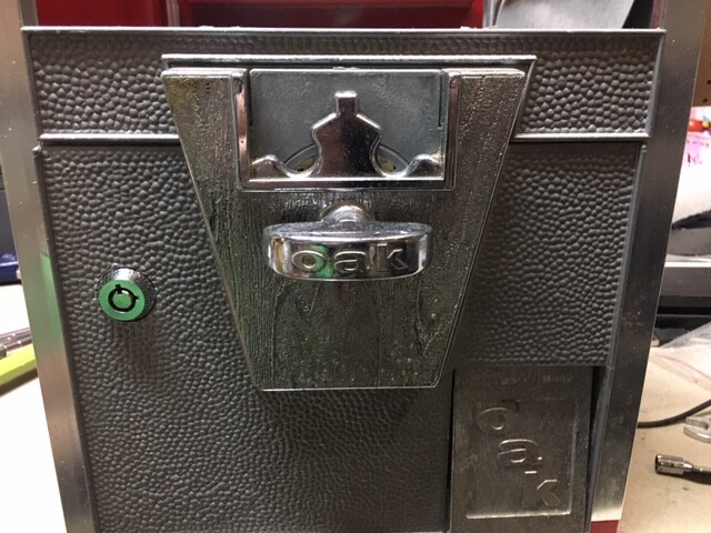 Lock & Key Replacement Set for Front Door Big Oak Capsule Vending 2" machine