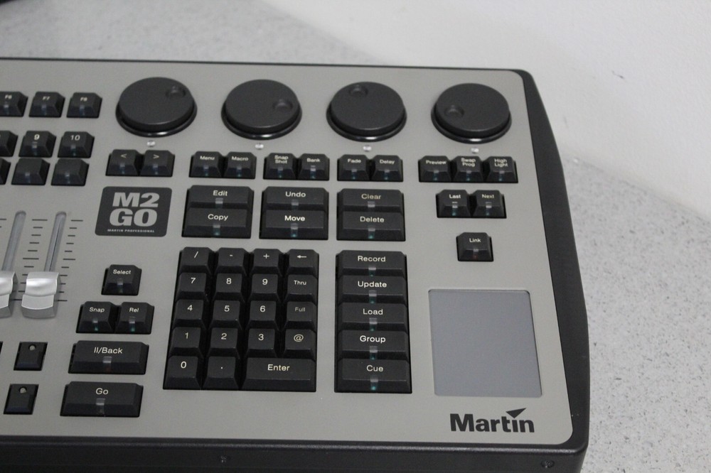 Martin M2GO Lighting Console Great Condition Fully Tested