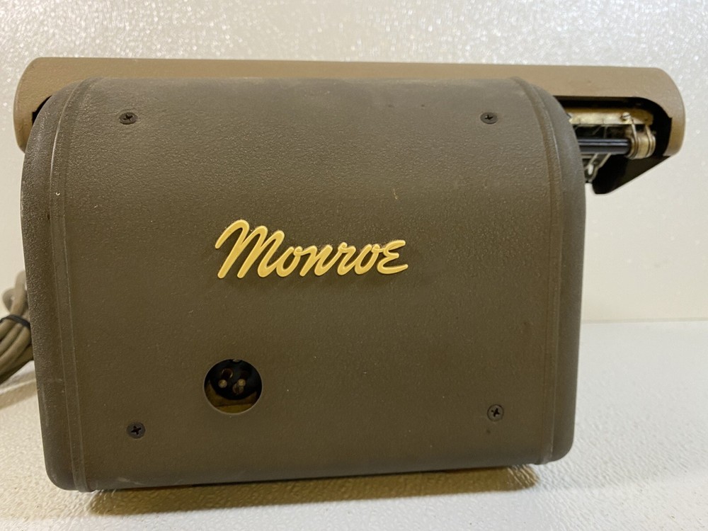 Rare Vintage Calculating Machine/ Adding Machine Model CST-10, Montgomery AL