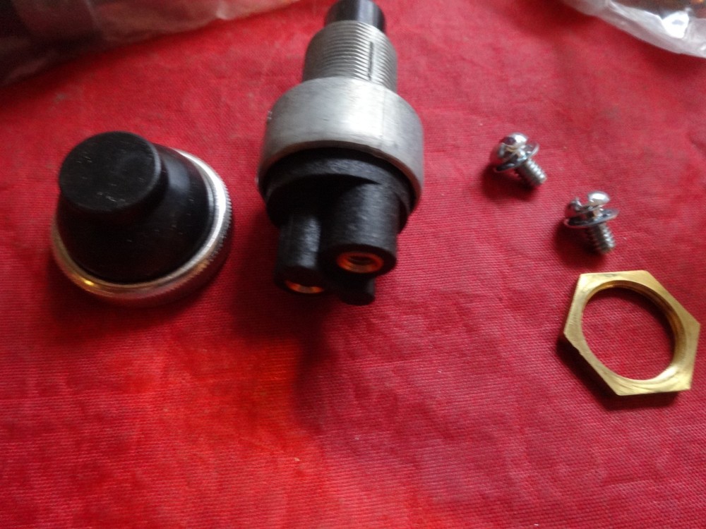 XHD PUSH BUTTON SWITCH Sierra UN42000 QTY. 10