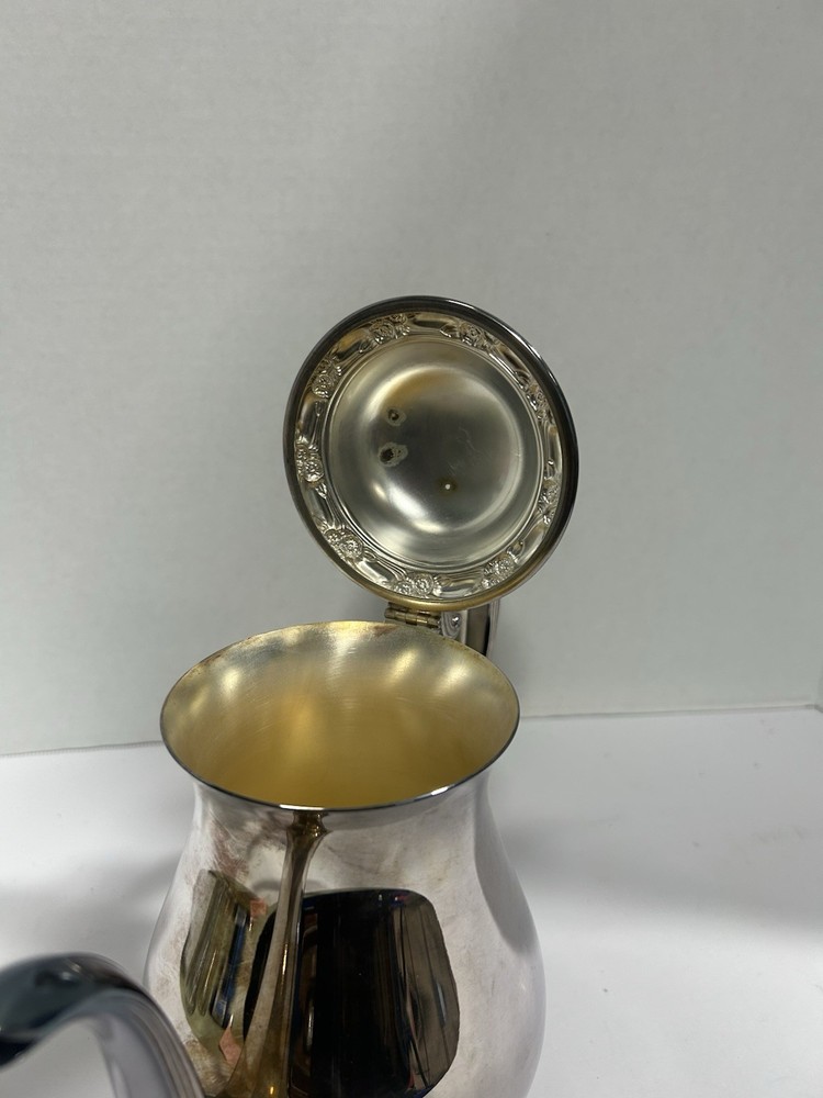 Vintage Oneida SilverSmiths Silver Plated Hinged Lid Coffee Server