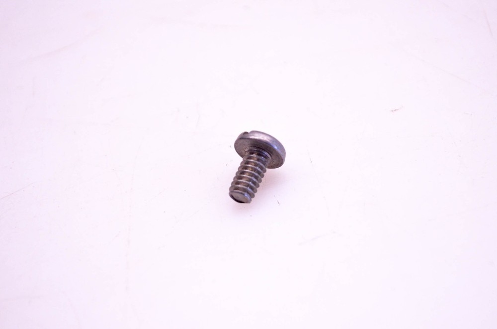 OMC 204027 Screw NOS
