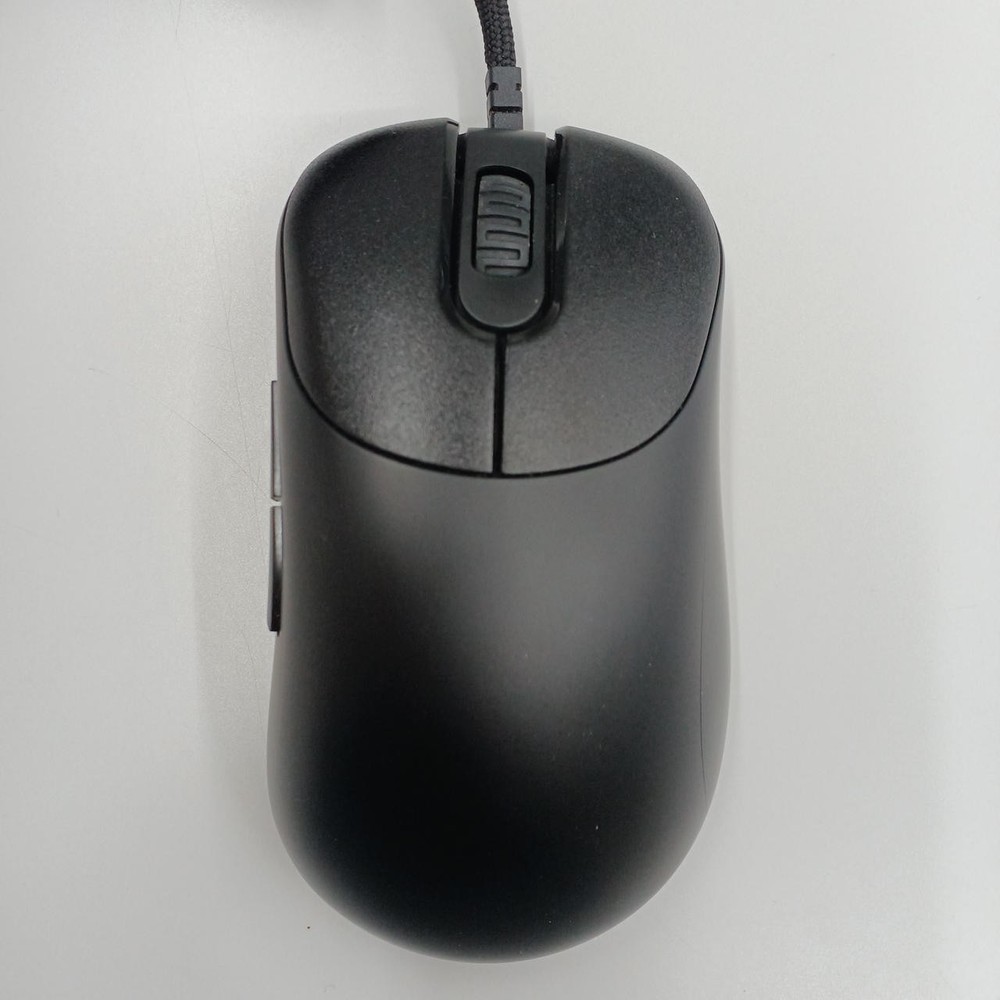Gaming Mouse Model OUTSET AX VAXEE