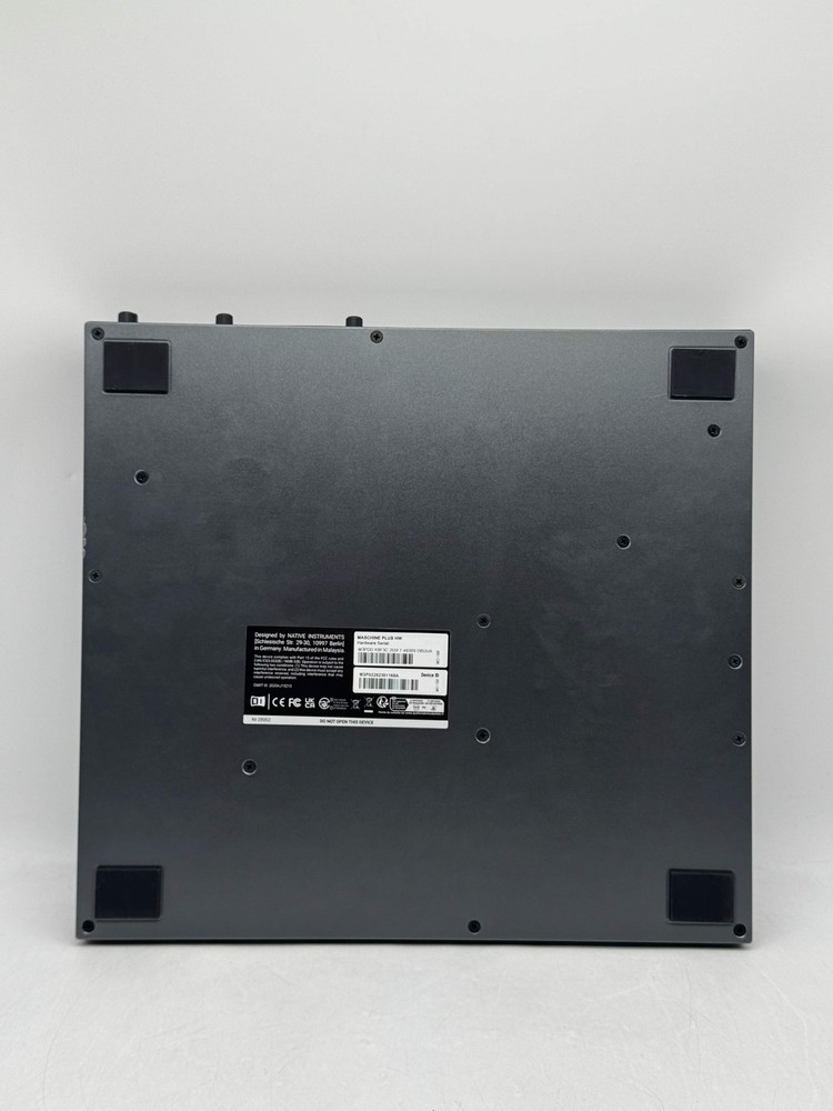 Native Instruments Maschine Plus HW – Standalone Production - Read!