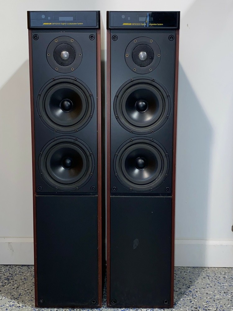 Meridian Multimedia Controller Model 562V and Meridian DSP 5000 Digital Speaker