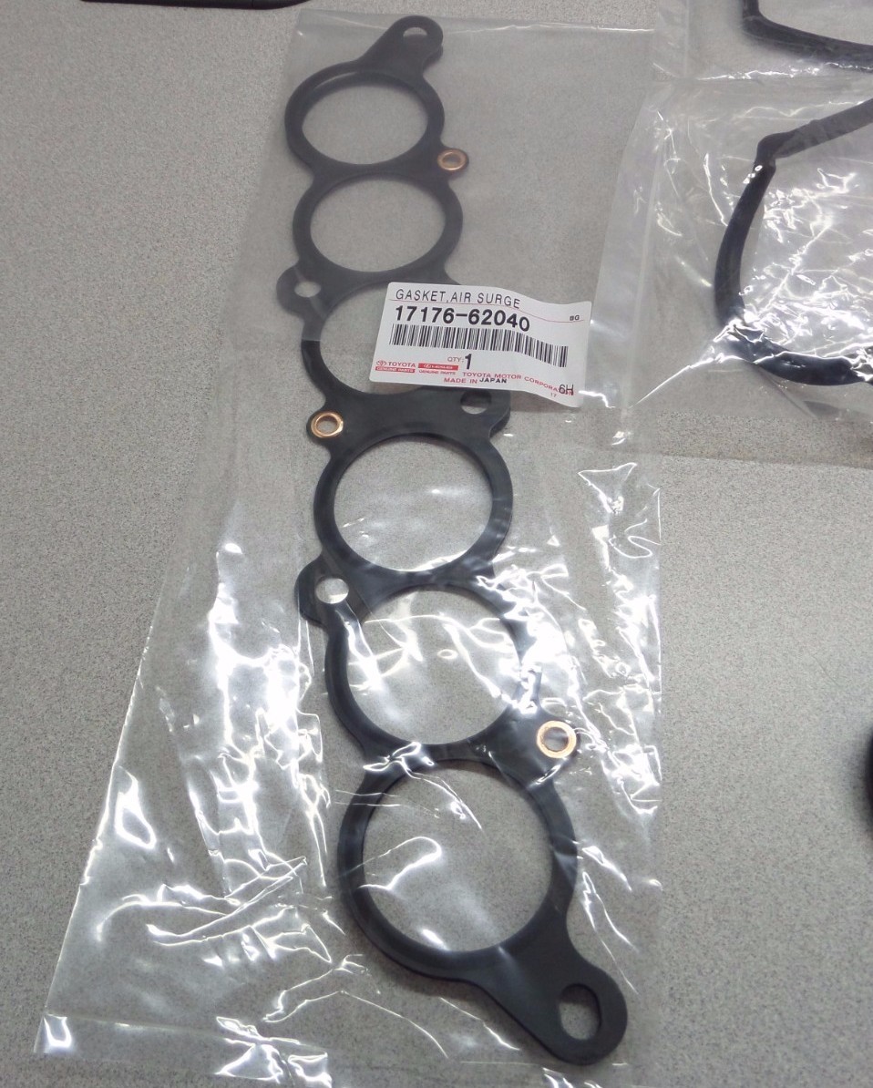 Toyota 2002 3.4L V6 5VZFE Tune Up Valve Cover Re-Seal Kit Genuine OEM OE